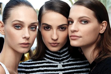 chanel backstage makeup 2020|Look Backstage .